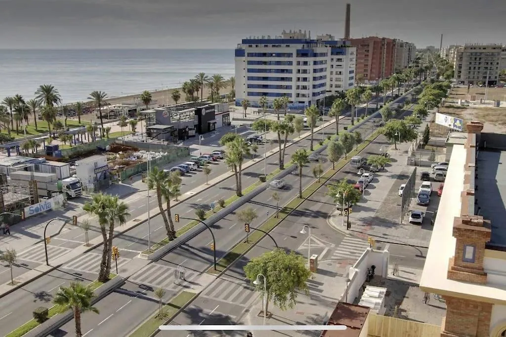 Pacifico 1º Linea De Playa Con Piscina Y Parking Daire Málaga İspanya